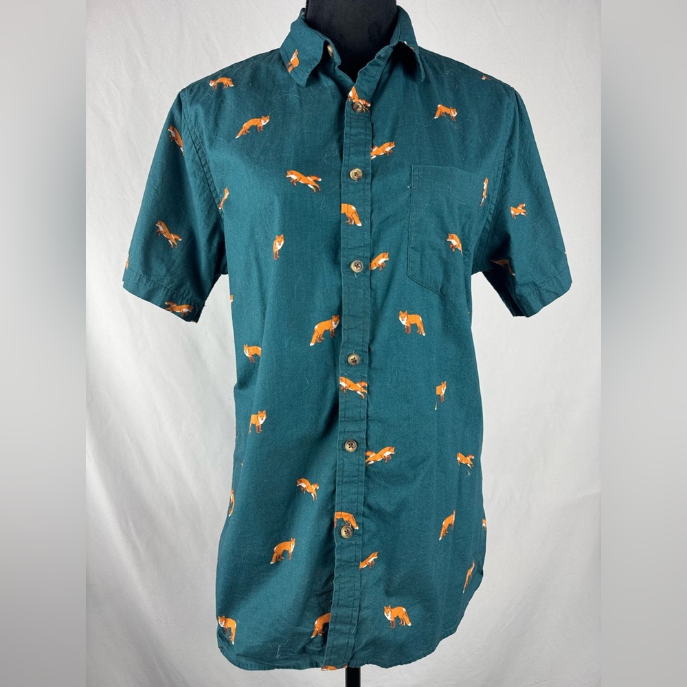 Sovereign Code Button Down Short Sleeve Shirt with Fox Print